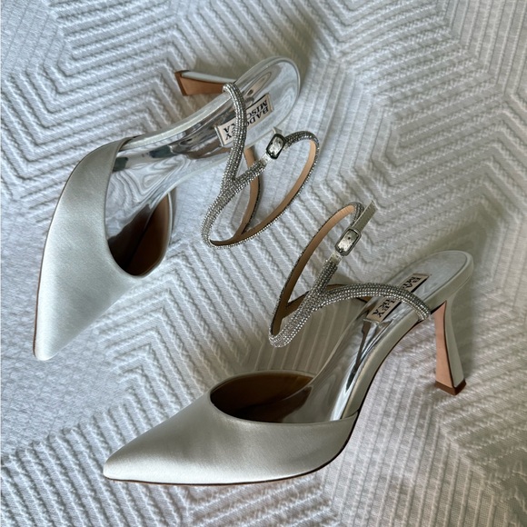 Badgley Mischka Shoes - Badgley Mischka Kamilah Ankle Strap White Satin Pump